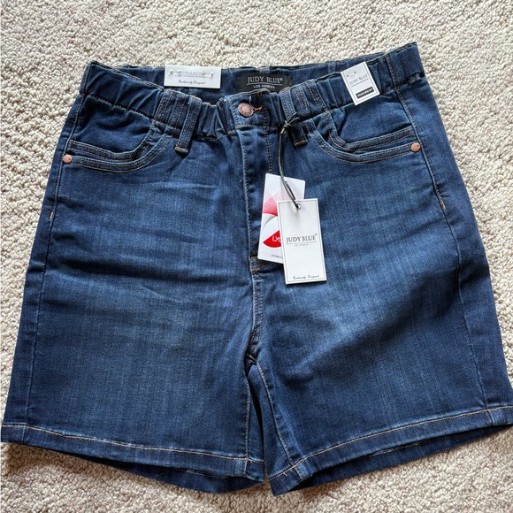 Judy Blue Dark Blue Jean Pull On Shorts - Picture 2 of 6